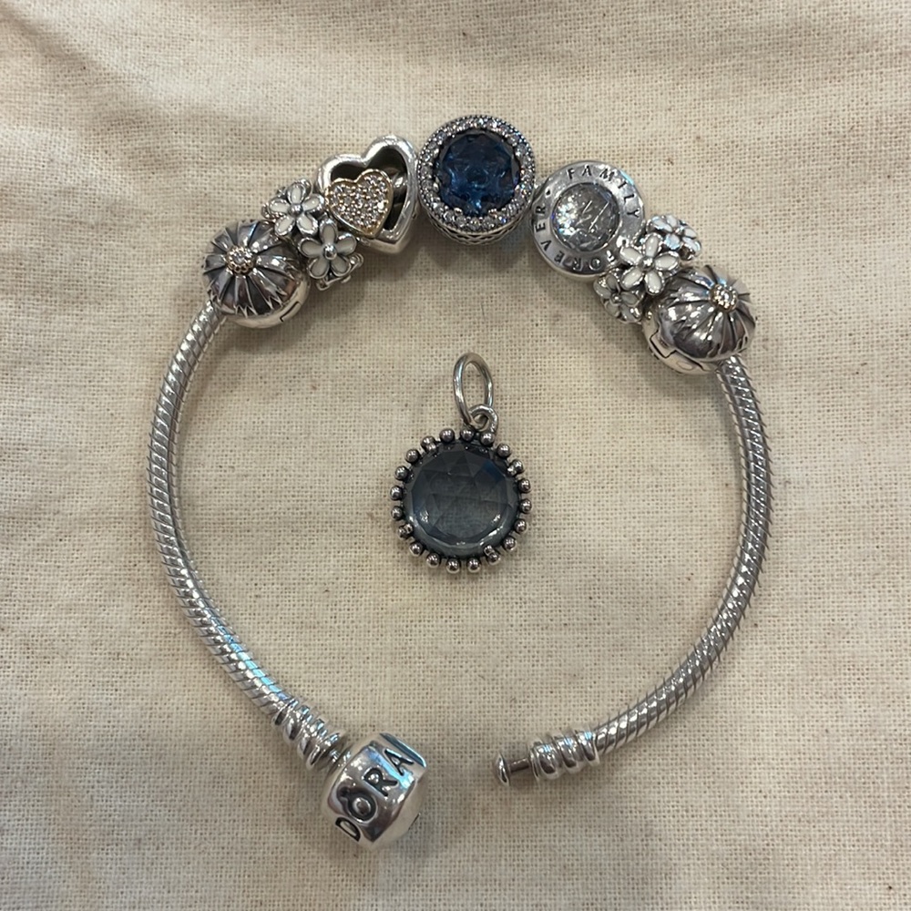 Authentic PANDORA royal blue family charm bracelet